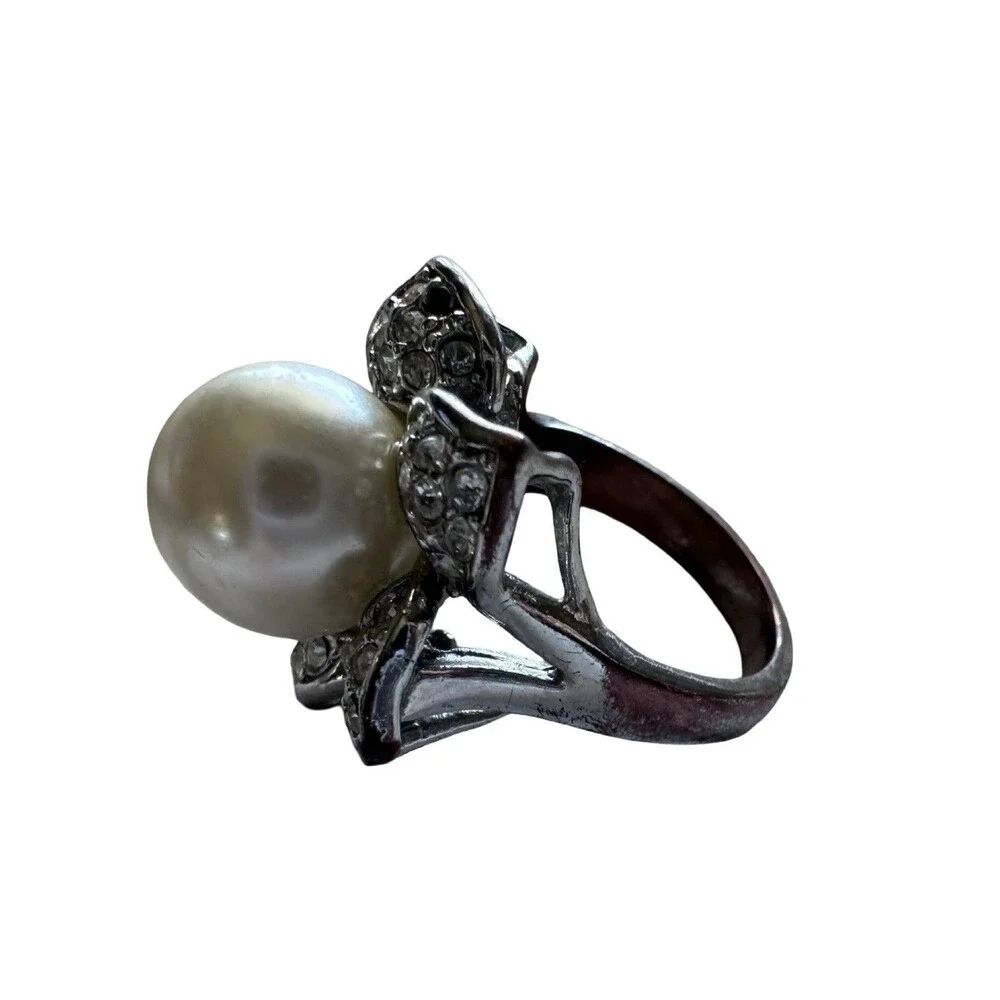 Flower Pearl Silver Rhinestone Ring Size 5.5 Womens - Picture 2 of 6